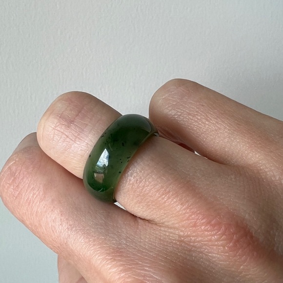 New Zealand green Jade ring genuine stone size - Picture 5 of 12